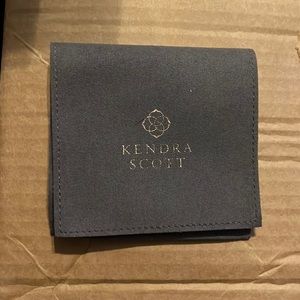 Kendra Scott necklace sterling silver